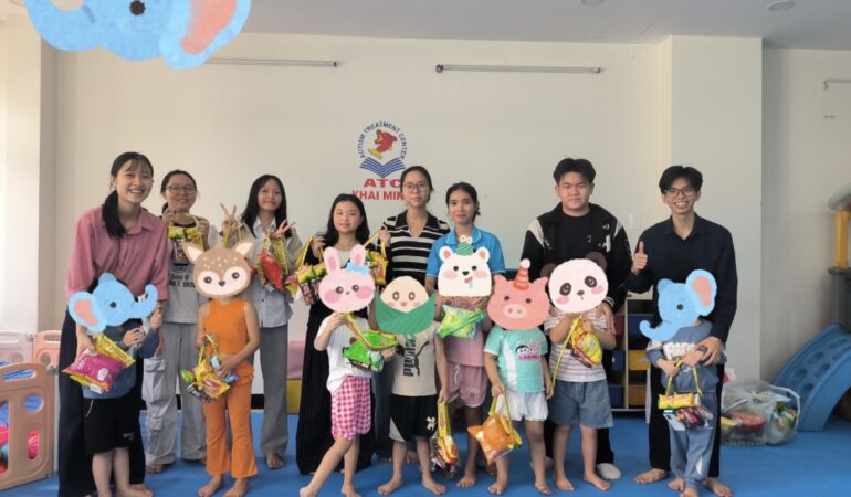 Dự án cộng đồng của sinh viên HUIT đến lan toả và sẻ chia tại ATC